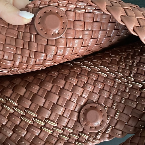 Vegan Leather Hand-Woven Tote Handbag in brown - Picture 4 of 5